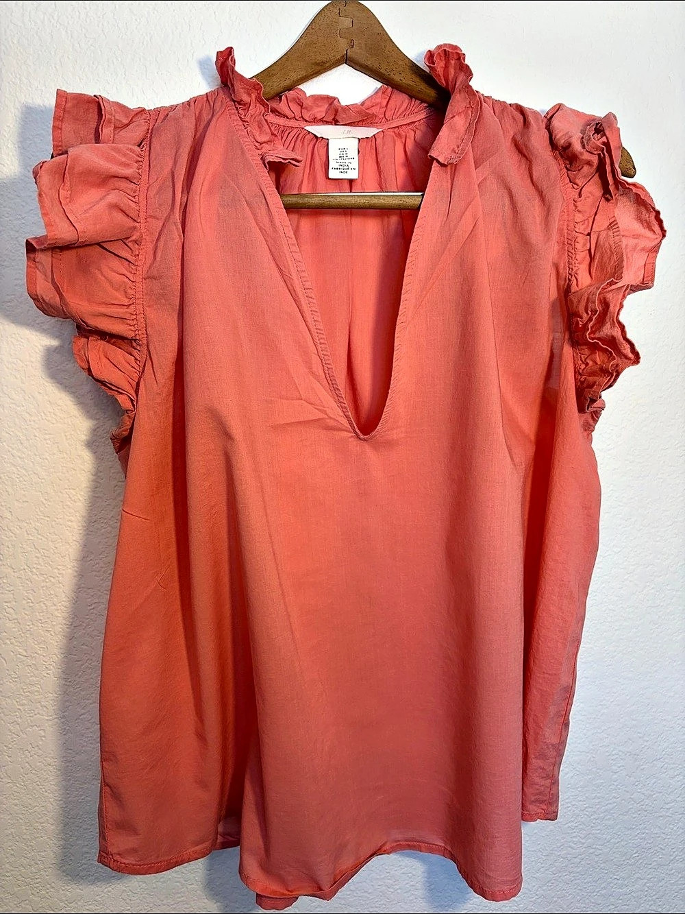 H&M Ruffle Sleeve Blouse in Pink Size L Like New